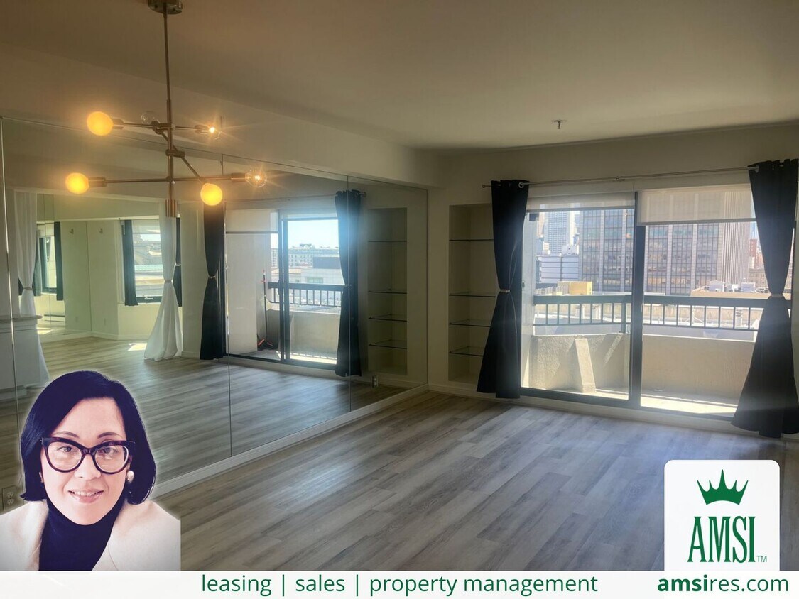 Primary Photo - Junior One Bedroom at Opera Plaza