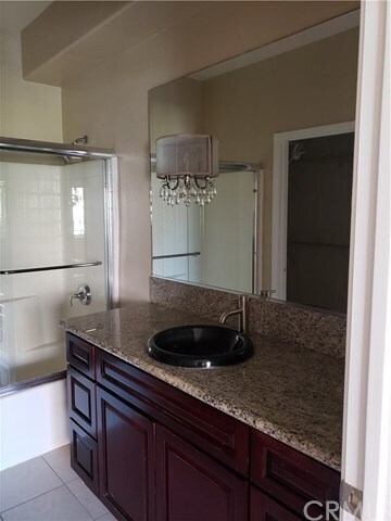 Foto del edificio - 8270 Golden Cir St