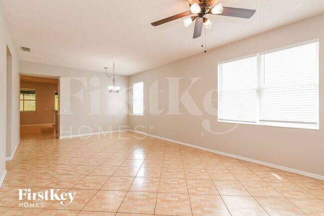 Building Photo - 258 Aster Dr