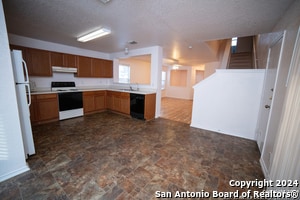 Foto del edificio - 4935 Ancient Elm