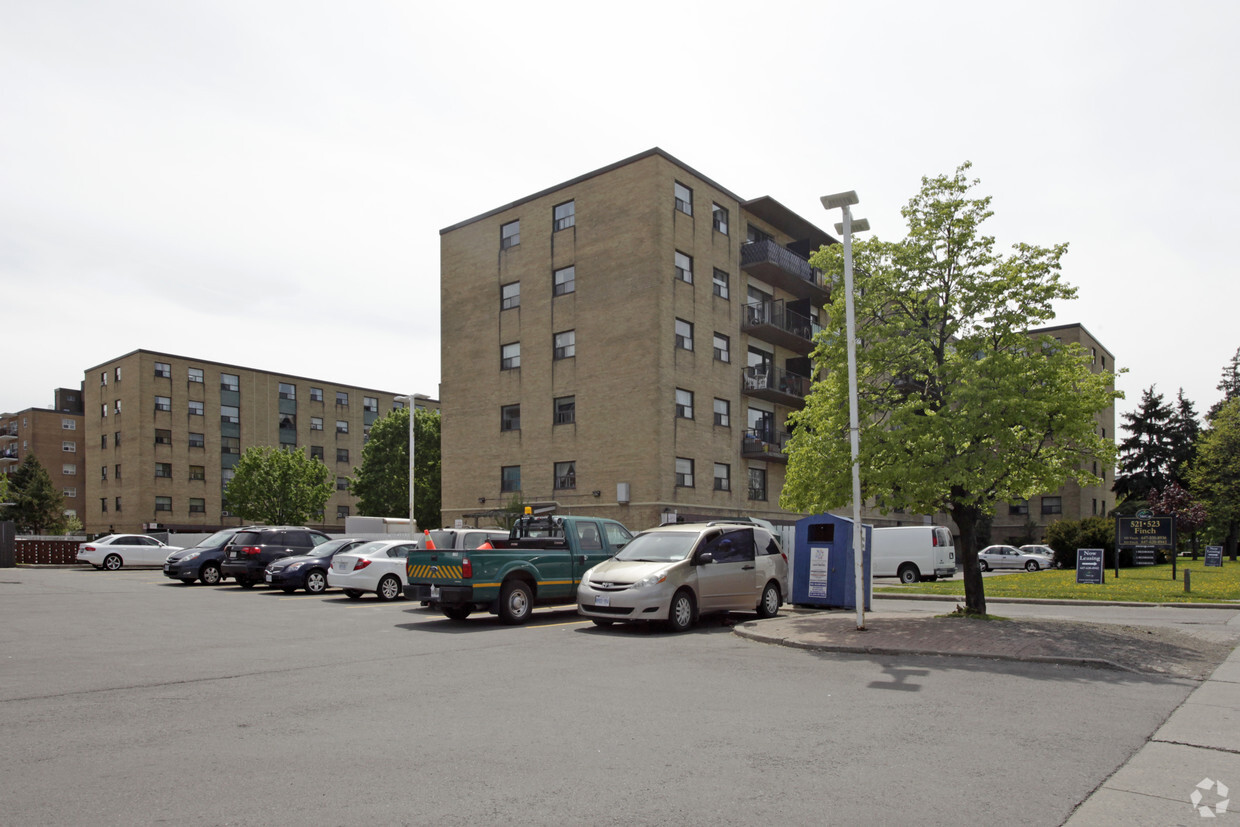 Primary Photo - 521-523 Finch Ave