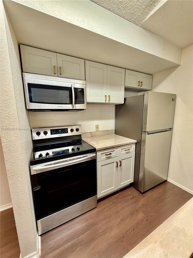 Building Photo - 2900 S University Dr
