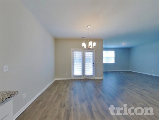 Foto del edificio - 2028 Tate Farm Ln