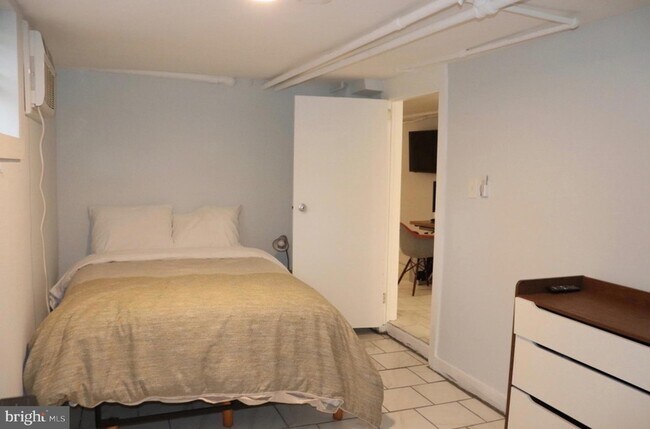 Foto del edificio - 2121 N St NW