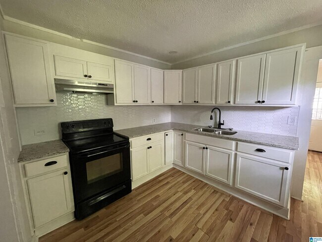 Foto del edificio - 735 81st St S