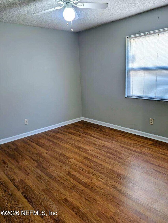 Foto del edificio - 408 13th Ave N