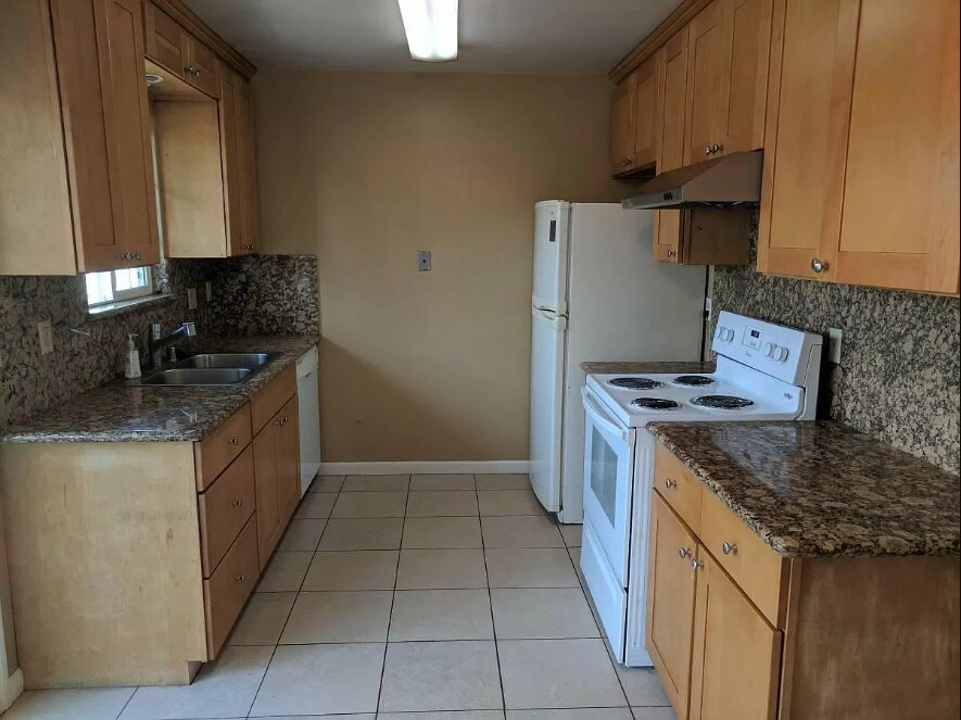Photo - 43187 Gallegos Avenue