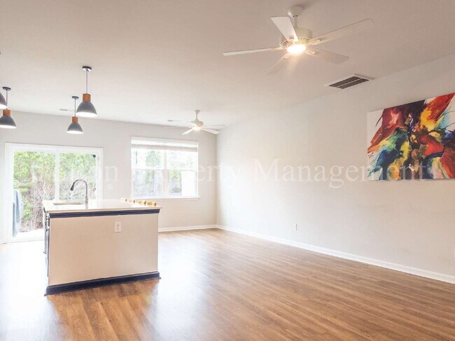 Foto del edificio - 7626 Knightbell Cir