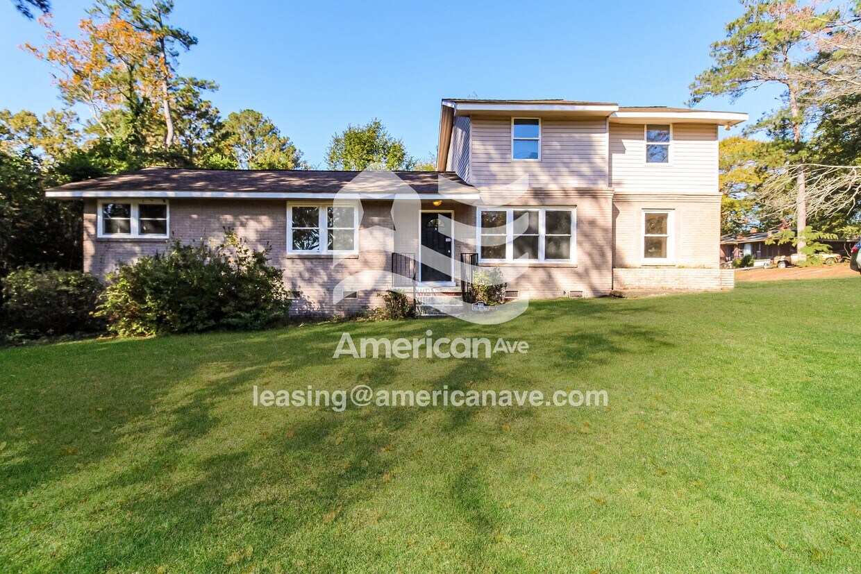 Foto principal - 3319 Pine Belt Rd