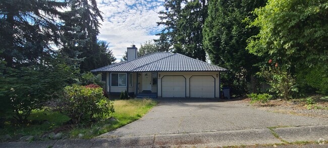 Building Photo - 6821 119th Pl SE