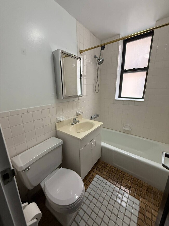 Foto del edificio - 22-65-65 27th St