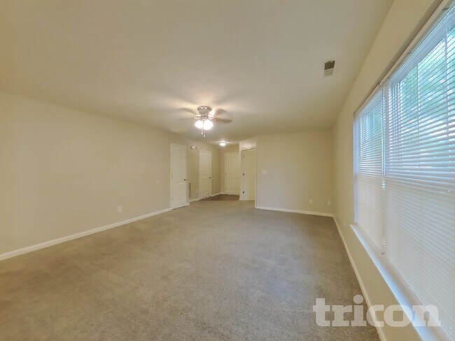 Foto del edificio - 559 Reed Ct