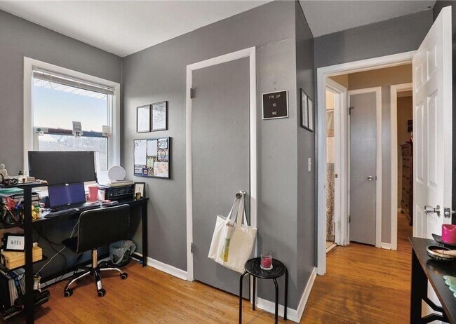 Foto del edificio - 4540 Tyler St NE