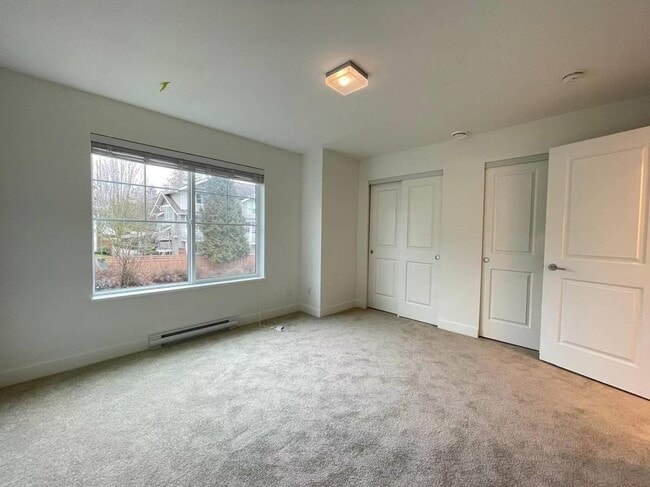 Building Photo - 20485-20465 65 Ave