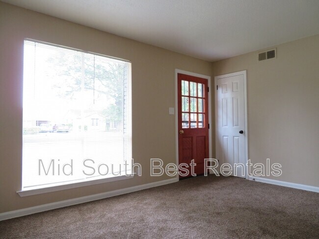 Foto del edificio - 4342 Deerland St