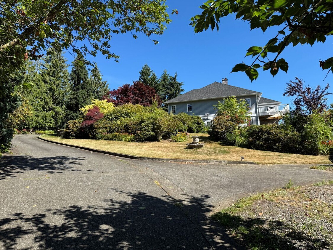 Foto principal - 2736 Stein Hill Ln