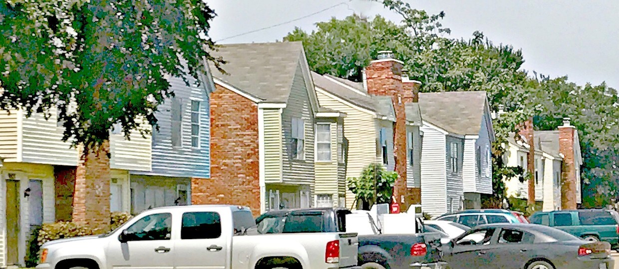 Primary Photo - 9451 Olde Towne Row