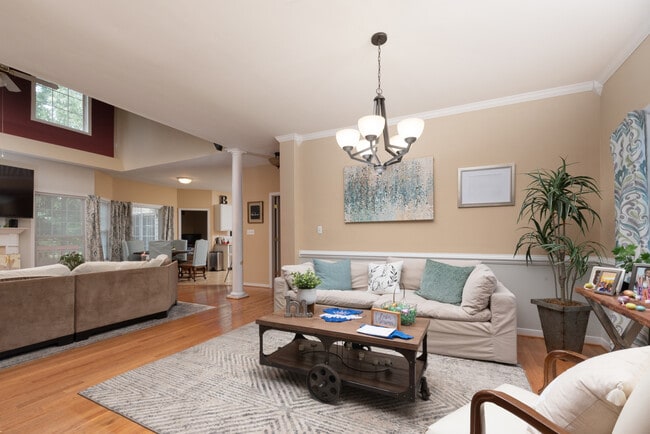 Foto del edificio - 14230 Spyglass Hill Cir