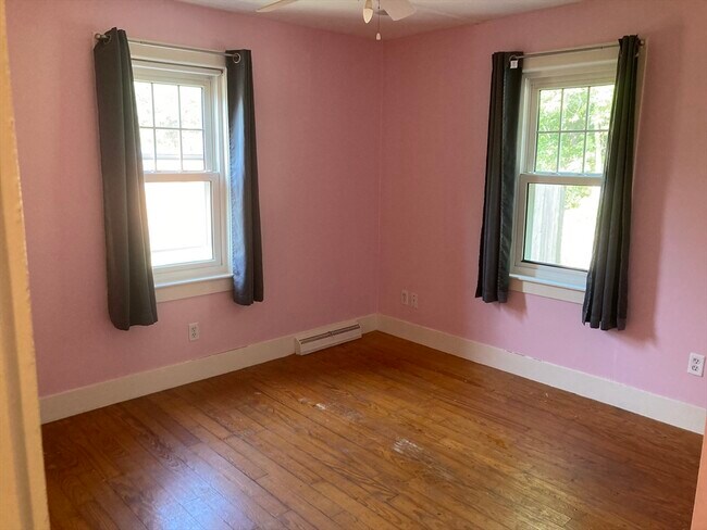 Foto del edificio - 2620 Cranberry Hwy