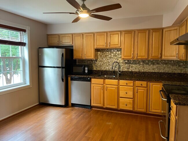Building Photo - 47 Blondell Ct