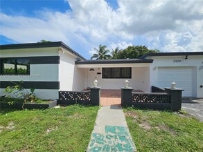 Building Photo - 7908 Granada Blvd