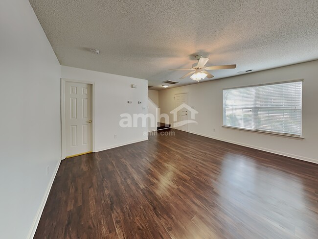 Foto del edificio - 5508 Black Fox Ct