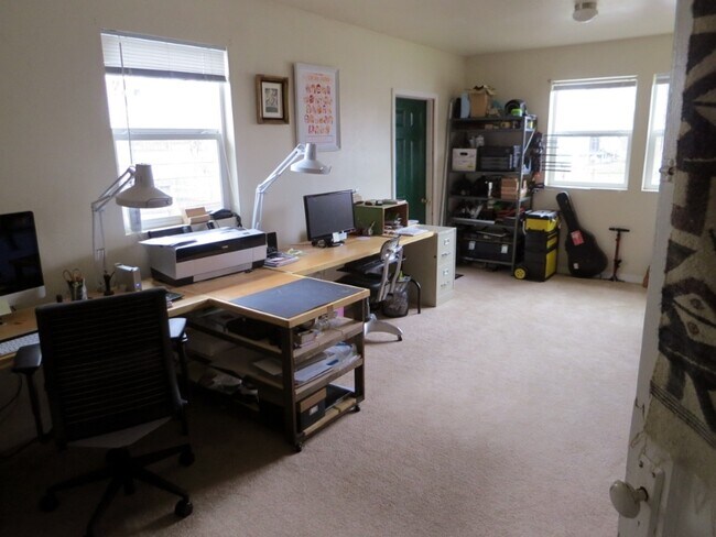 Foto del edificio - 20 Columbia Ave