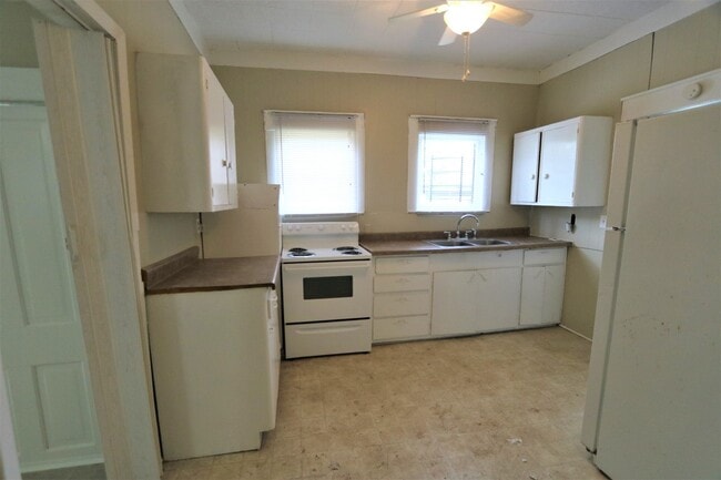 Building Photo - 333 Liberty Ave