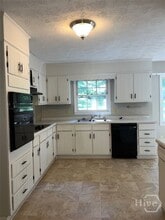 Building Photo - 235 Weatherly Woods Dr