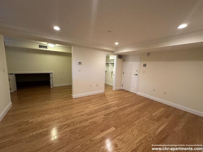 Building Photo - bedroom in Cambridge MA 02138