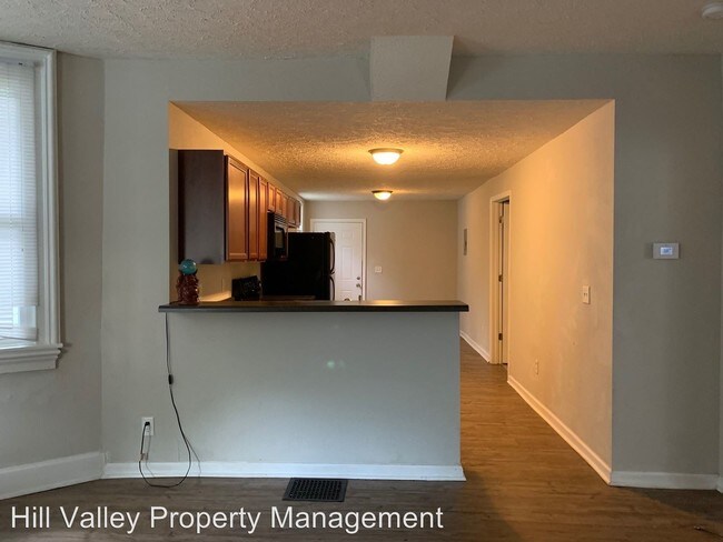 Building Photo - 2 br, 2 bath Apartment - 1121 S 7th St
