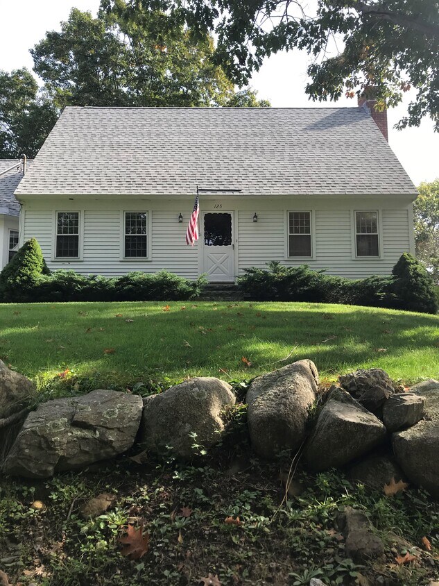 Primary Photo - 125 Granite Point Rd