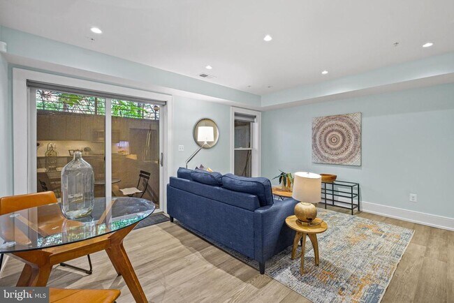 Foto del edificio - 1465 Harvard St NW