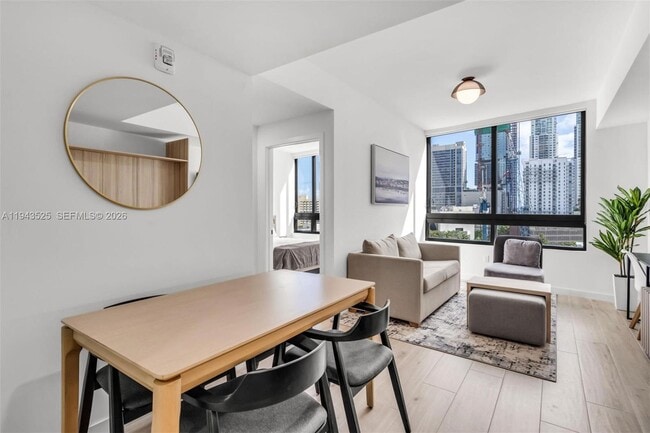 Building Photo - 225 N Miami Ave