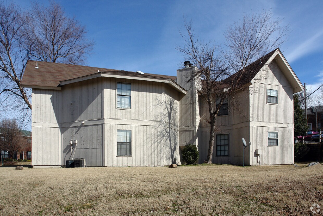 Building Photo - 23 Towne Park Ct