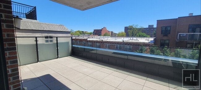 Foto del edificio - NORTHERN BOULEVARD