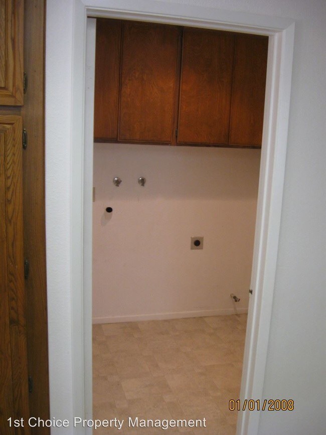 Building Photo - 3 br, 2.5 bath House - 4425 Via Santa Maria