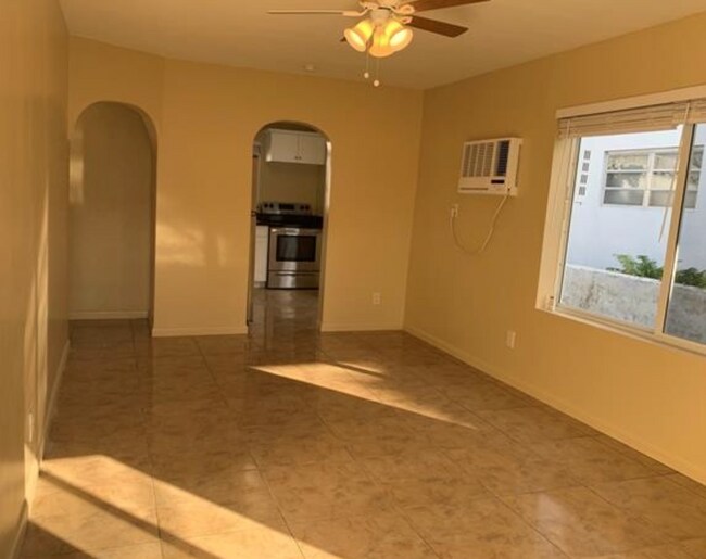 Foto del edificio - 915 N 18th Ct