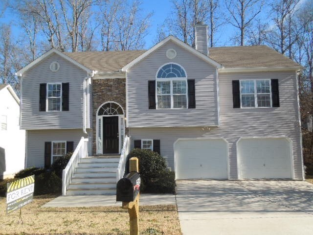 Primary Photo - 5745 Newnan Circle