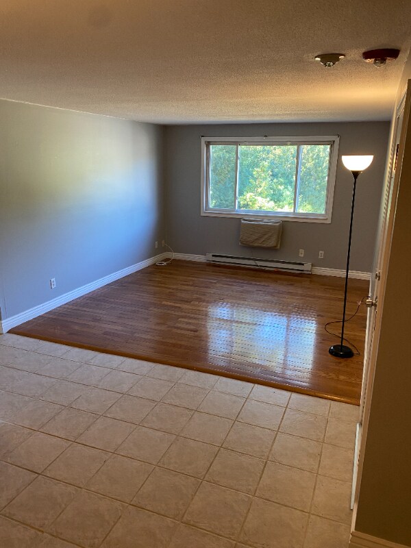 Foto del edificio - 5 Turnpike Rd