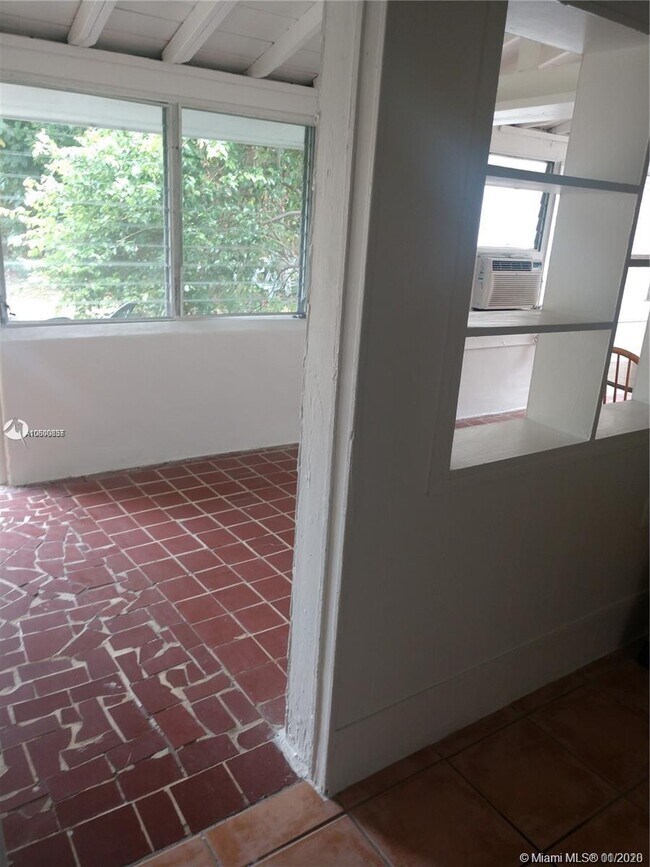 Foto del edificio - 11342 Peachtree Dr