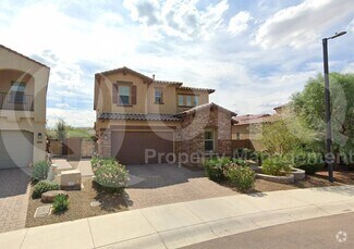 Building Photo - 3253 E Louise Dr