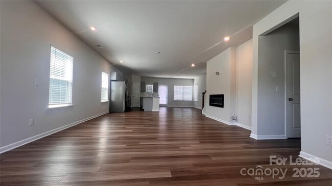 Building Photo - 8110 Whitegrove Rd