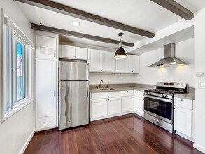 Building Photo - 4041 Highland Ave
