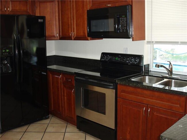 Foto del edificio - 1460 NW 71st Ave