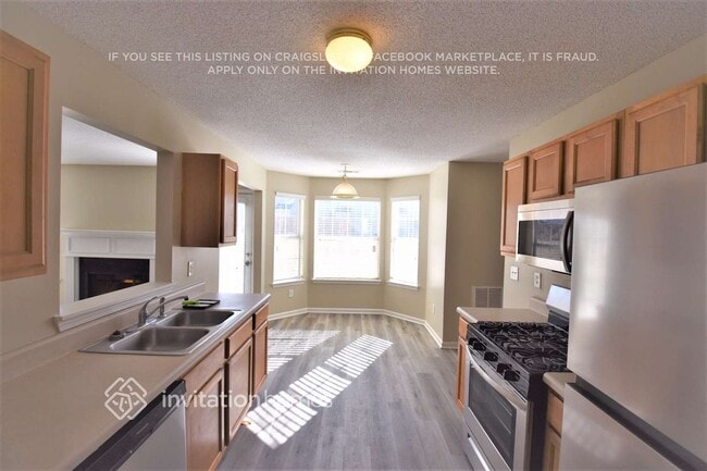 Foto del edificio - 3563 Creekview Dr
