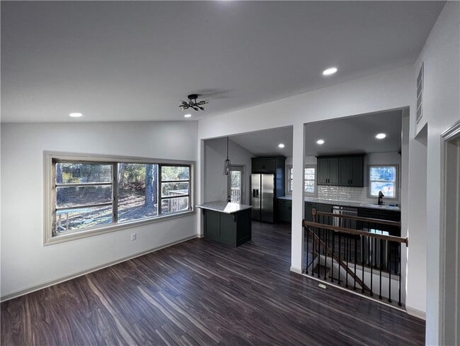 Building Photo - 3119 Piper Dr