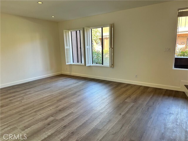 Building Photo - 1445 Dalmatia Dr