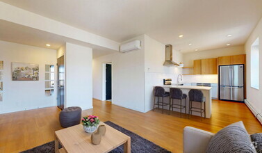 Building Photo - 2109 Blaisdell