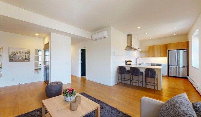 Building Photo - 2109 Blaisdell